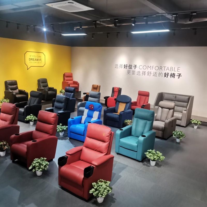 Arredamento commerciale VIP di lusso Sedie reclinabili per cinema domestico 70*90*104cm