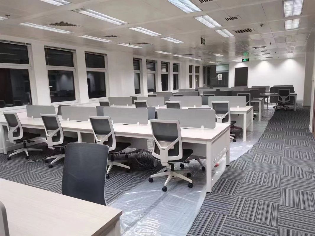 Sedie da ufficio con schiena centrale Mobili con supporto lombare di lusso e certificato BIFMA