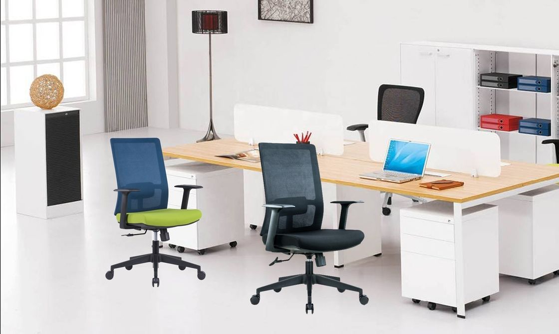 Sedile da ufficio ergonomica a maglia nera 2D supporto lombare per posti a sedere comodi